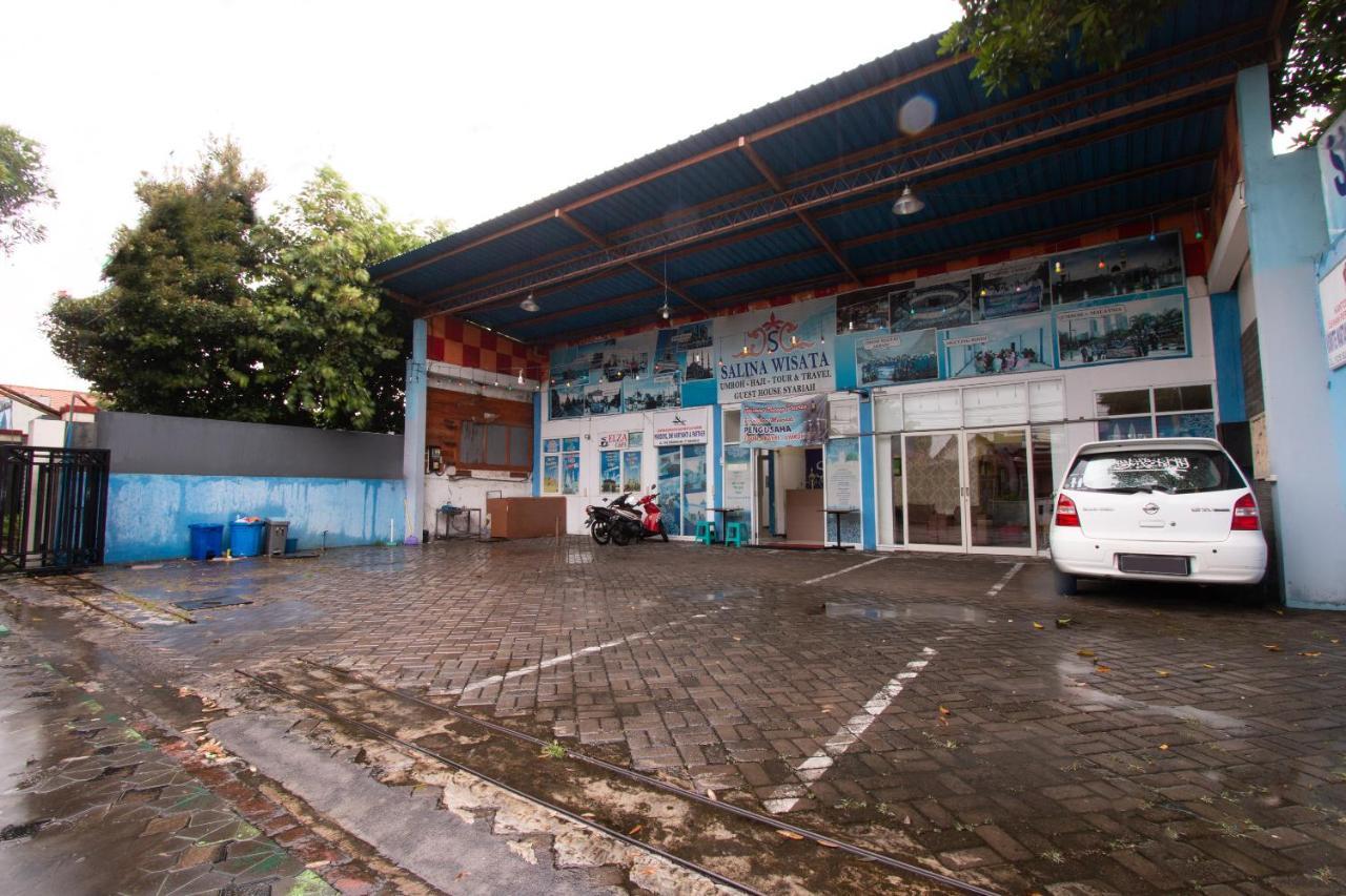 Spot On 2425 Salina Hotel Syariah Sidoarjo Exterior photo